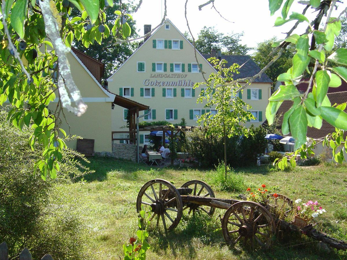 Готель Landgasthof Gotzenmuhle Lichtenau  Екстер'єр фото